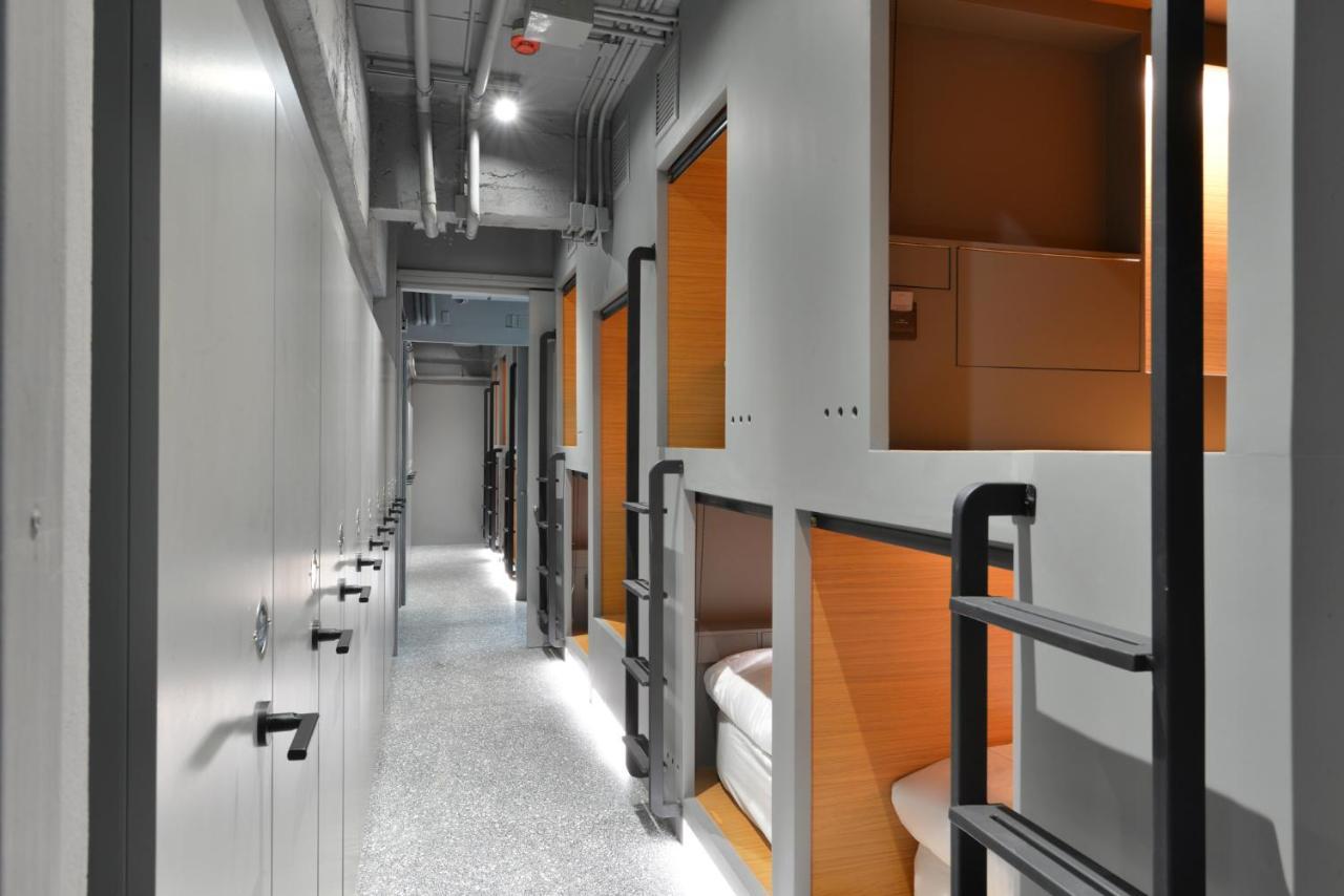 Hostel Tiang Capsule Bangkok Zewnętrze zdjęcie